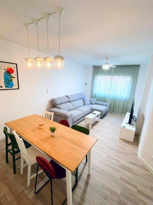 Modern Apartment In Malaga - Rosas Exteriér fotografie